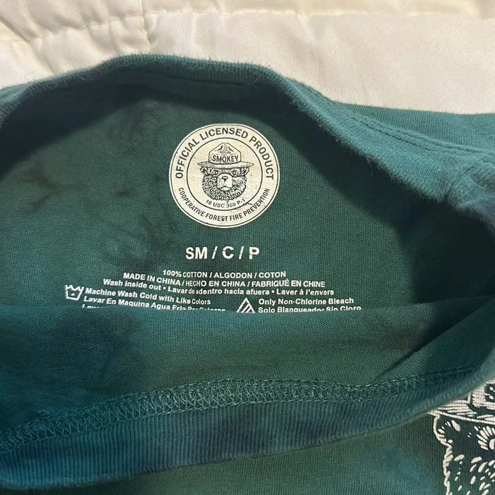 T shirt - Picture 3 of 3